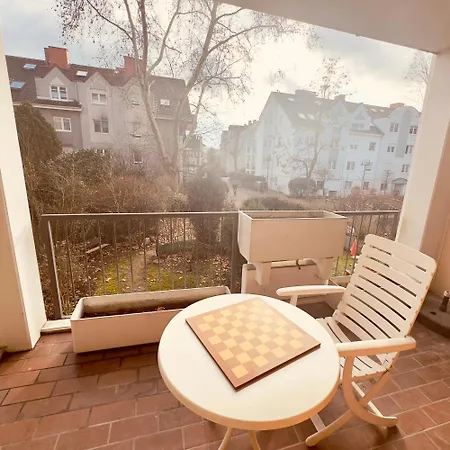 Apartment Modern Moeblierte In Zentraler Lage *